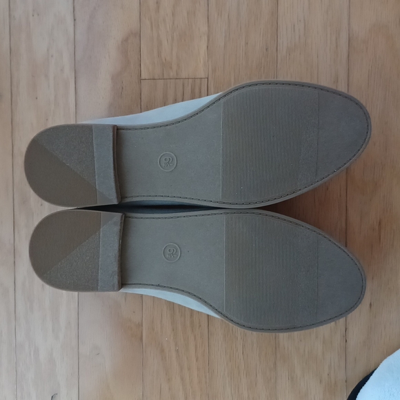 Universal Thread Loafers - Picture 4 of 8